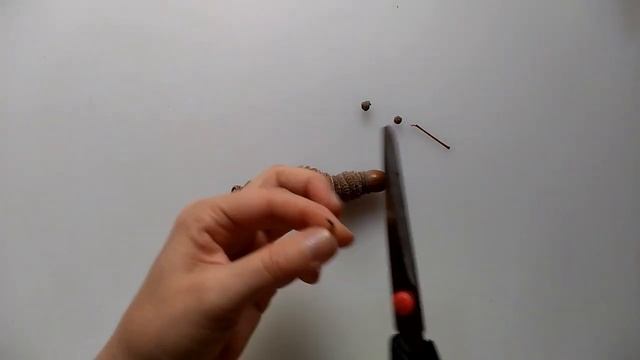 Кто-то делает из мухи слона, а я делаю из жёлудей насекомых! Гусеница и комар. смотреть онлайн