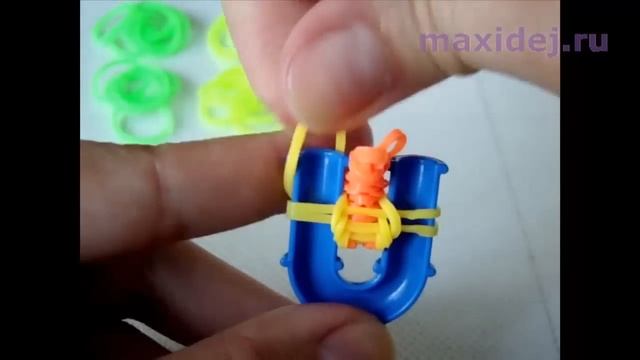 Браслет из резинок Рыбья чешуя на рогатке смотреть онлайн