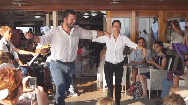 Dance of Zorba, Greece смотреть онлайн
