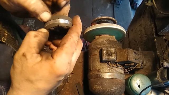 как отремонтировать подушку переднего амортизатора VOLVO v40/s40 смотреть онлайн