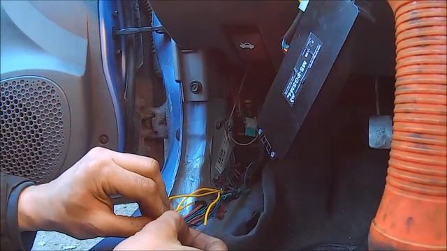 Ford Focus 2 спотерим и шпатлюем порог ну и всякая мелочь 3часть смотреть онлайн