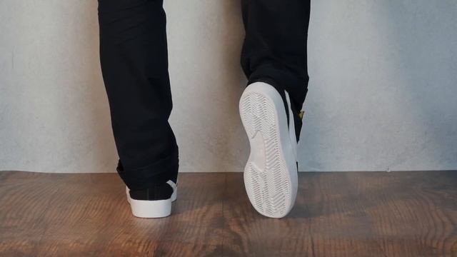 NIKE SB BRUIN REACT BLACK/WHITE/BLACK/ANTHRACITE On Feet смотреть онлайн