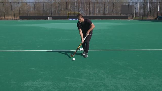 Slider field hockey pass | HertzbergerTV | Training Tutorial смотреть онлайн