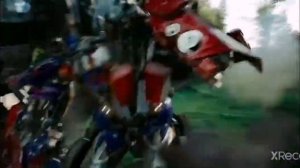 Клип Трансформеры Оптимус Прайм дерётся с десептиконами под песню Снова день снова ночь