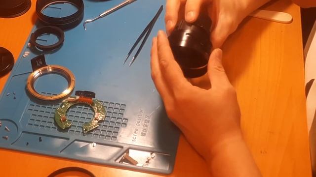 Ремонт объектива Canon EF 50mm 1:1.4. Canon Lens EF 50mm 1: 1.4 Repair. Replacing the lens cover смотреть онлайн