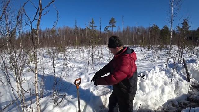 ЗАГРУЗИЛИ ВЕЗДЕХОД ТЯЖЁЛЫМИ ЖЕЛЕЗЯКАМИ! ВОЛК ПРИХОДИТ ПРОВЕРИТЬ НАШУ РАБОТУ! КОП МЕТАЛЛА НА УЖД!!! смотреть онлайн