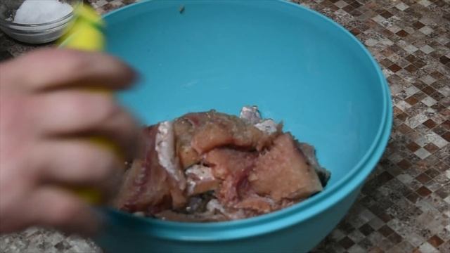 Два вида панировки для филе рыбы/Выбираем какой лучше/Рыба Язь в кляре/Панировка для филе рыбы Язь/ смотреть онлайн