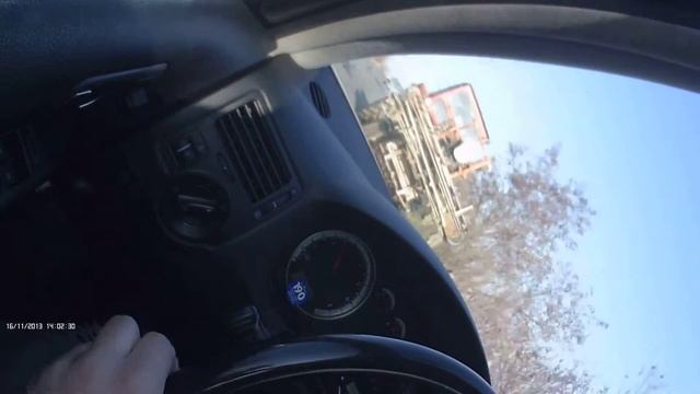 VOLKSWAGEN Bora 2.0i 8v acceleration engine sound смотреть онлайн