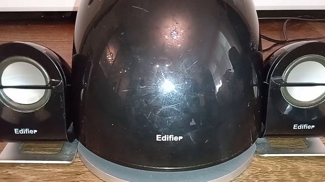 Видео обзор активных колонок 2.1 Edifier E1100 Plus