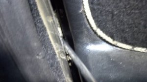 Как открыть заклинившую дверь ауди 80 б3