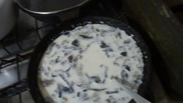 Паста Карбонара грибная  из сушеных грибов,ничуть не хуже оригинала!