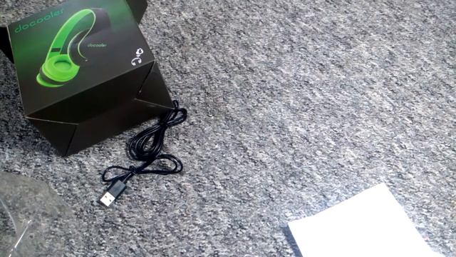 MP3 Kopfhörer mit Micro SD FM Radio Bluetooth und Aux in idealer Wegbegleiter docooler JH-812 смотреть онлайн
