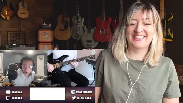 Guitar Teacher Watches TheDooo For The First Time смотреть онлайн