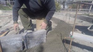 Как установить бордюр по радиусу.