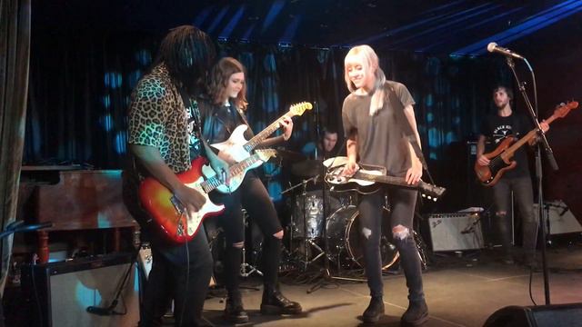 Larkin Poe Keeping the Blues Alive (Featuring AJ Ghent and Mike Seal) смотреть онлайн