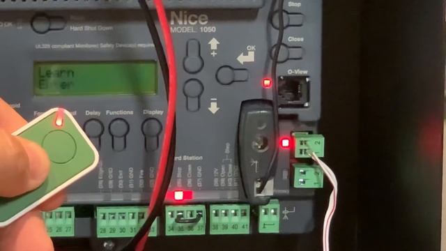 ✅ Nice Apollo ● Method #1 ● Program Remotes for 1050 Gate Operator at the Control Board смотреть онлайн