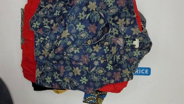 26806 Пиджаки, жакеты зимние женские LADIES WINTER JACKET 1/2 (extra) 1 пак 20кг 3.95€\кг 34шт смотреть онлайн