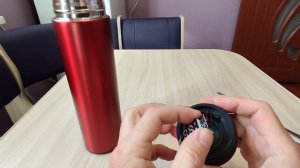 Как поменять батарейку термодатчика в китайском термосе легко, без всяких усилий