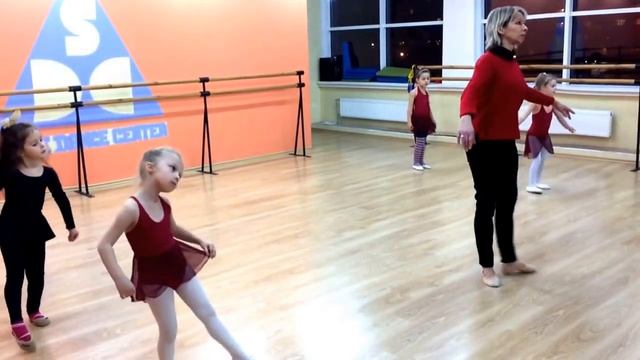 Школа балета Kasok Полька Штрауса смотреть онлайн