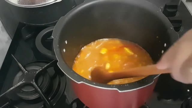Sopa De Legumes Macarrão E Frango