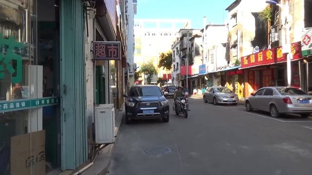 Отдых на Хайнань. В поисках вкусной уличной еды в Санья - Жизнь в Китае #214 смотреть онлайн