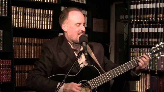 Алексей Гомазков читает и поёт Николая Агнивцева смотреть онлайн