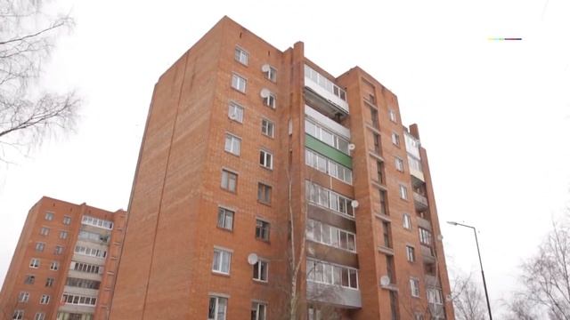 Вниз и вверх плавно и под музыку - в Карелии меняют лифты смотреть онлайн