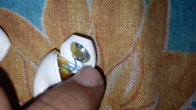 How to Fix Left/Right Airpods is not Working | i12 TWS AIRPOD смотреть онлайн