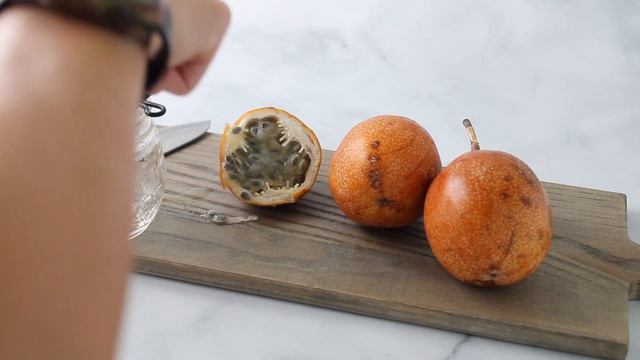 LILIKOI VINAIGRETTE (Passion Fruit Vinaigrette) | Keeping It Relle