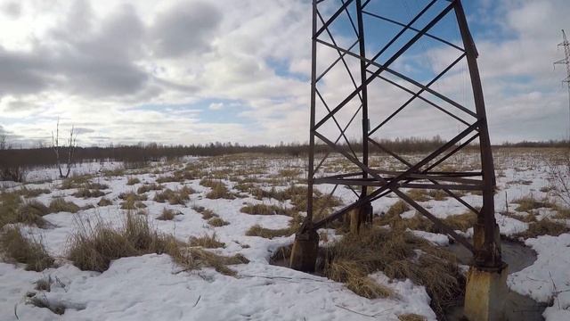 Закрытие сезона. Снегоход IRBIS TUNGUS 600L, покатушки по полям... смотреть онлайн