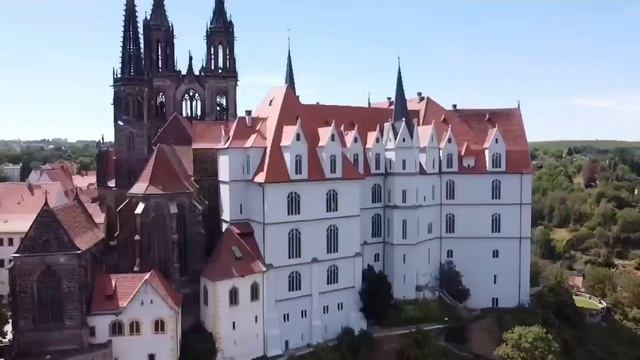 Замок Альбрехтсбург и Собор Мэйсена. Германия смотреть онлайн