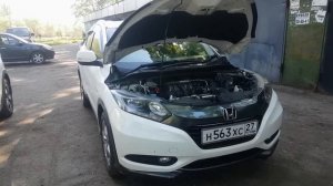 Обзор Honda Vezel X-L & Subaru XV i-L