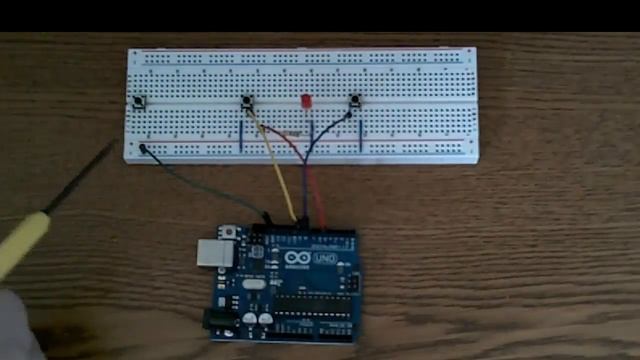 Use an Arduino to control an LED with 2 push button switches смотреть онлайн