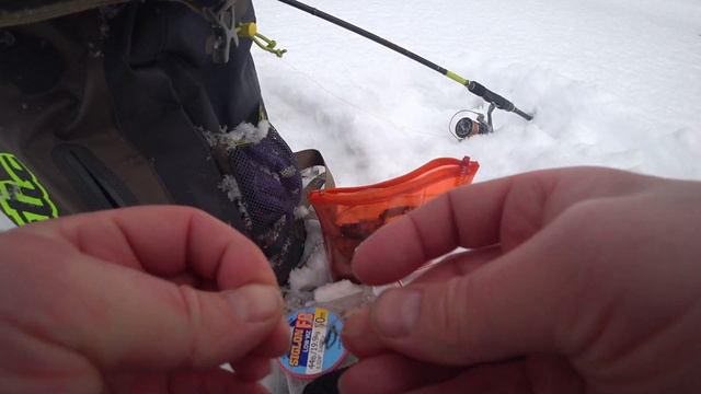 Зимняя рыбалка 2019. Открыли сезон зимнего спиннинга 2019. Окунь, судак и щука. смотреть онлайн