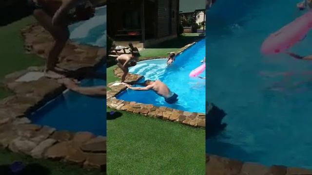 Тёма научился прыгать рыбкой в воду смотреть онлайн