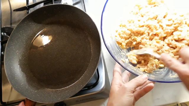 Frittelle di carne / Быстрые котлеты смотреть онлайн