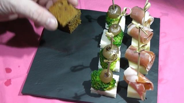 Канапе 4 оригинальных варианта