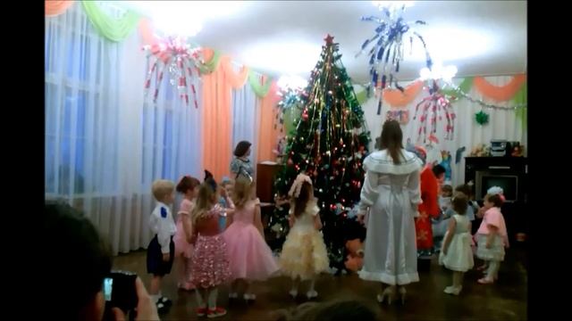 Кто потерял рукавичку?!) смотреть онлайн