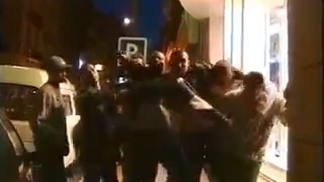 Robinson Sipa - UN BEAU JOUR смотреть онлайн