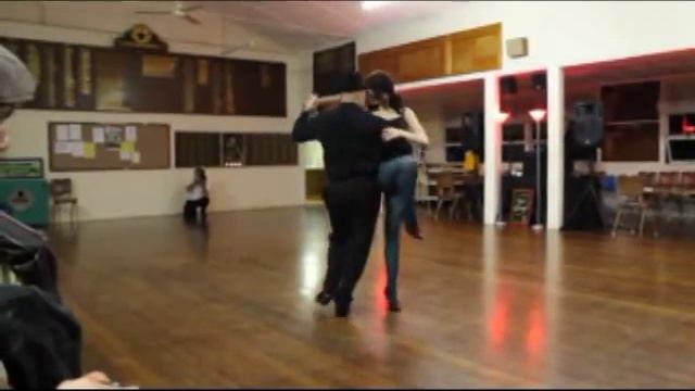 Tango Nuevo - Hugo Fernández - Samantha Lilley смотреть онлайн