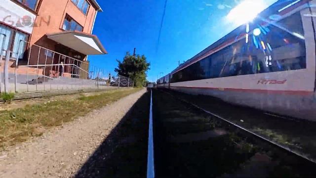 Тра тра траааамвай, погоди не стучи колесами, да мне тебя обогнать смотреть онлайн