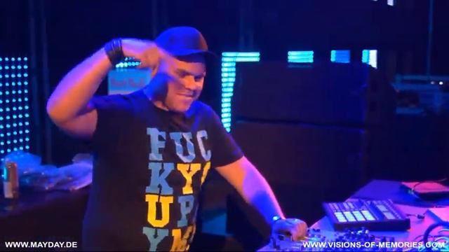Frank Sonic @ MAYDAY 2011 (official) смотреть онлайн