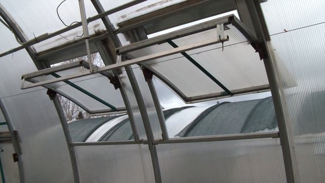 Управление боковыми окнами теплицы. смотреть онлайн