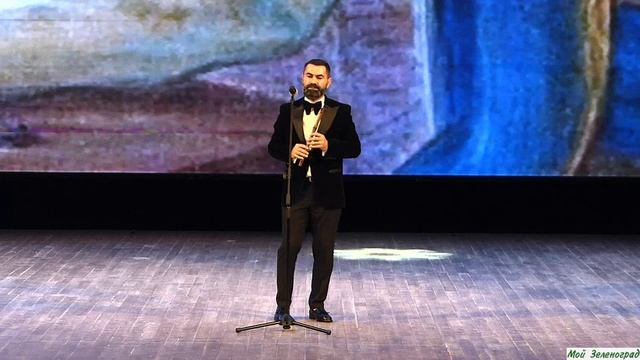 Тигран Ходжаян исполняет музыку Саят-Нова