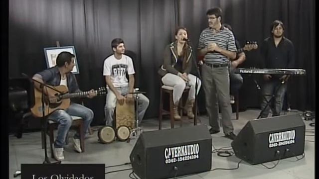 22º Los Olvidados-Luces Blancas(1)-Voz de Erika.Conduce Oscar Belbey смотреть онлайн