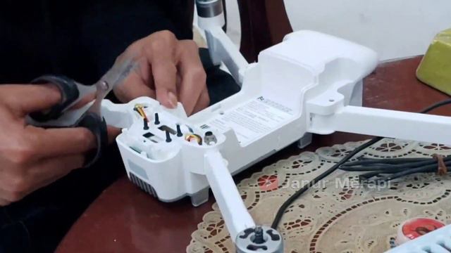 Bongkar Fimi X8 SE 2022 Drone Patah Arm / Lengan Motor смотреть онлайн