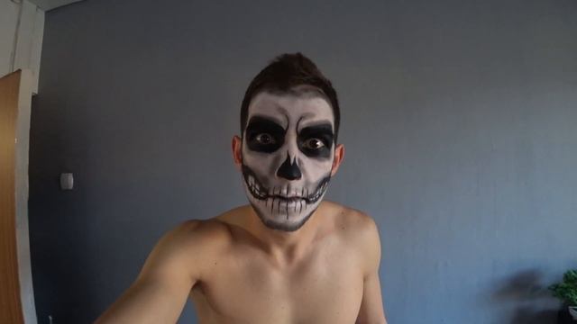 ЛЕГКИЙ ГРИМ НА ХЭЛЛОУИН ДЛЯ МУЖЧИН | Halloween 2019 смотреть онлайн