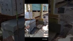 подъем двух этажного каркасного дома, замена обвязки капитальный ремонт фундамента.