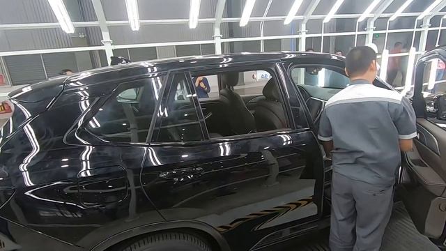 ✅ CHIẾC XE VINFAST LUX SA 2.0 SUẤT XƯỞNG NHƯ THẾ NÀO ? смотреть онлайн