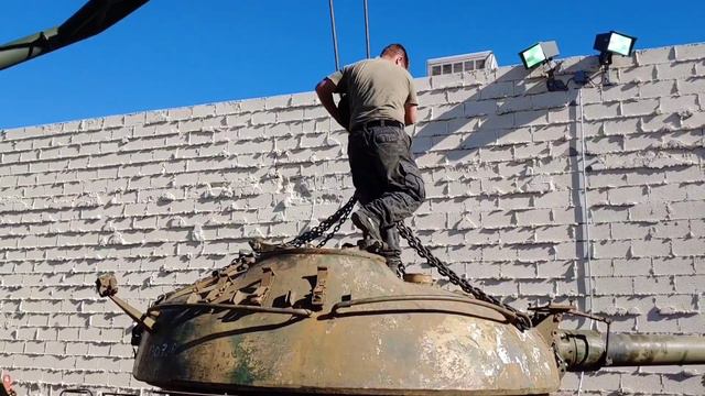 T62 (Syrian) Turret Installation/ Установка башни на Т62.